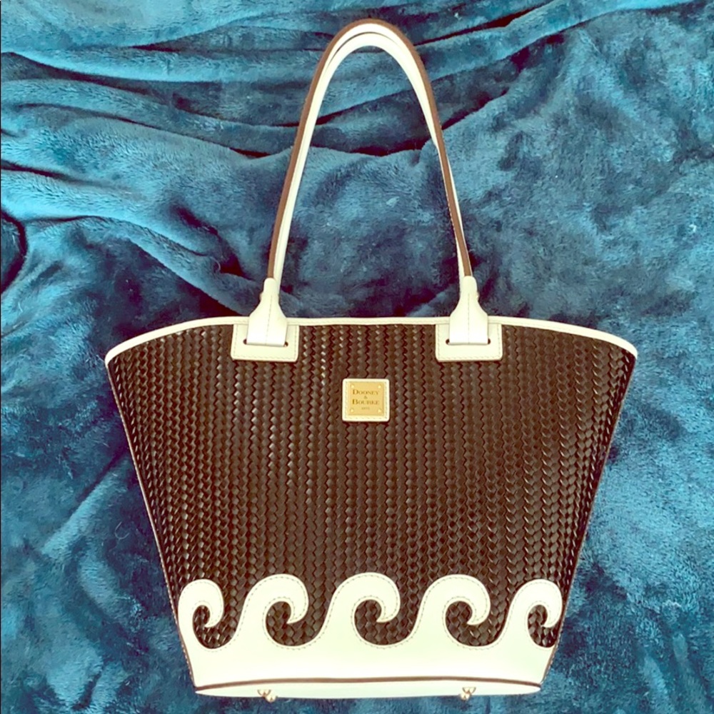 Nautical woven Dooney & Bourke